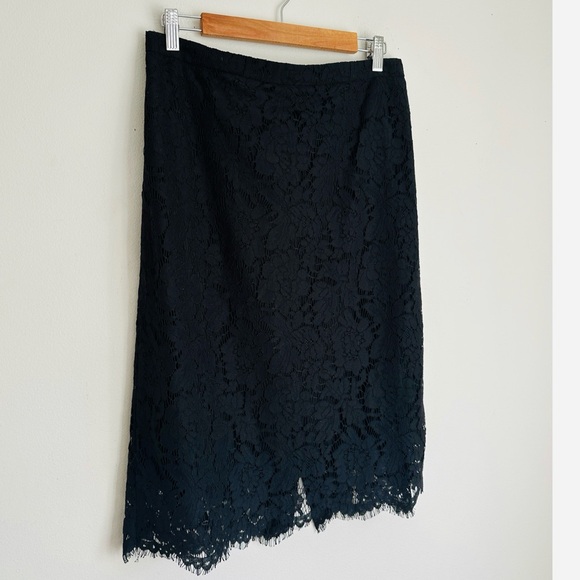 J. Crew • Lace Pencil Skirt in Black - Picture 3 of 6